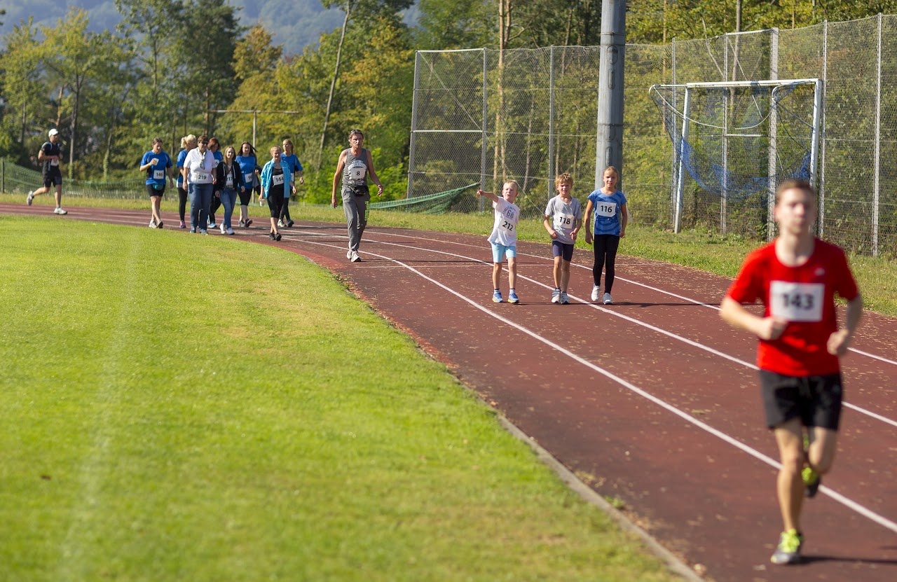 Bild vom 9. Benefizlauf im Jahr 2016. Dies ist das 168. Bild.